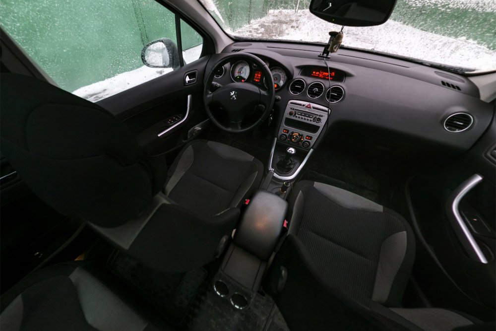 Виртуальная панорама Peugeot 308